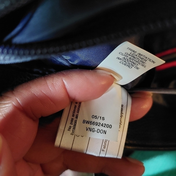 Tommy Hilfiger Black Handbag/Purse - Picture 16 of 16